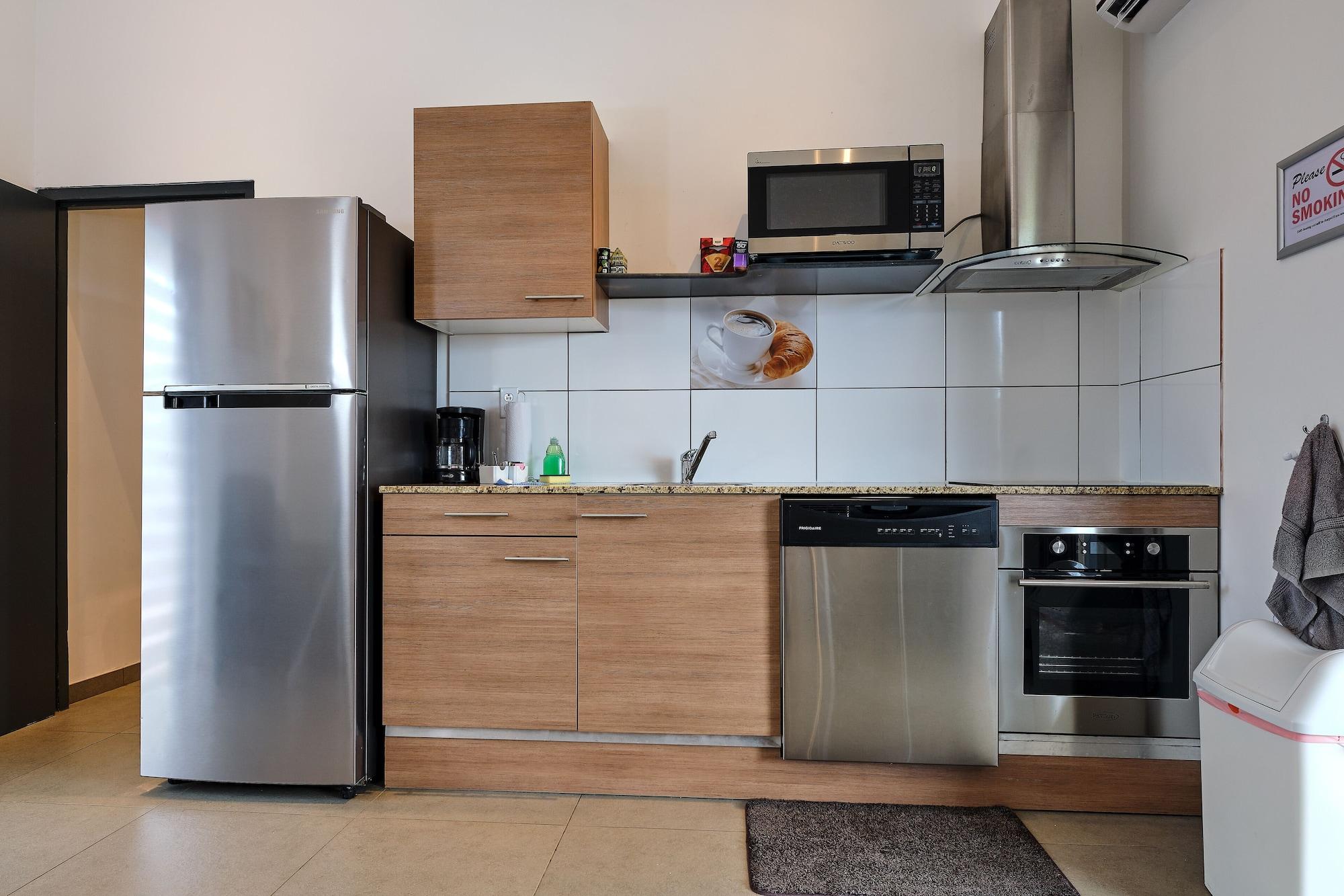 Bubali Luxury - Adults Only - Wheelchair Friendly Apartment *