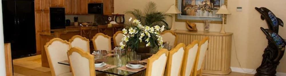 Sunrise Club And