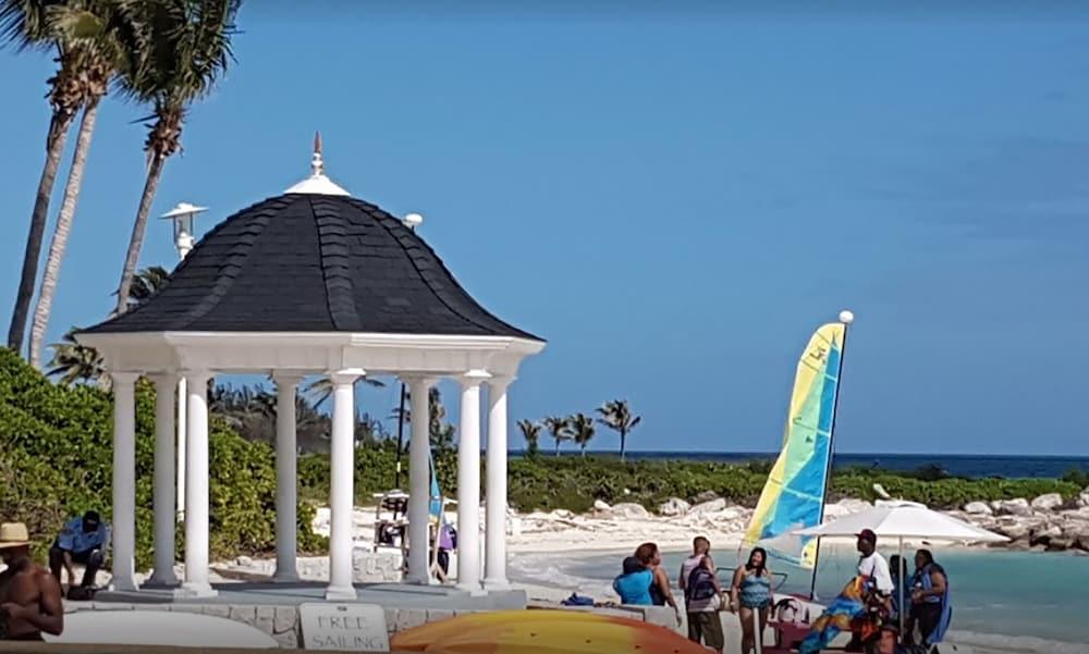 Resort Lighthouse Pointe At Grand Lucayan