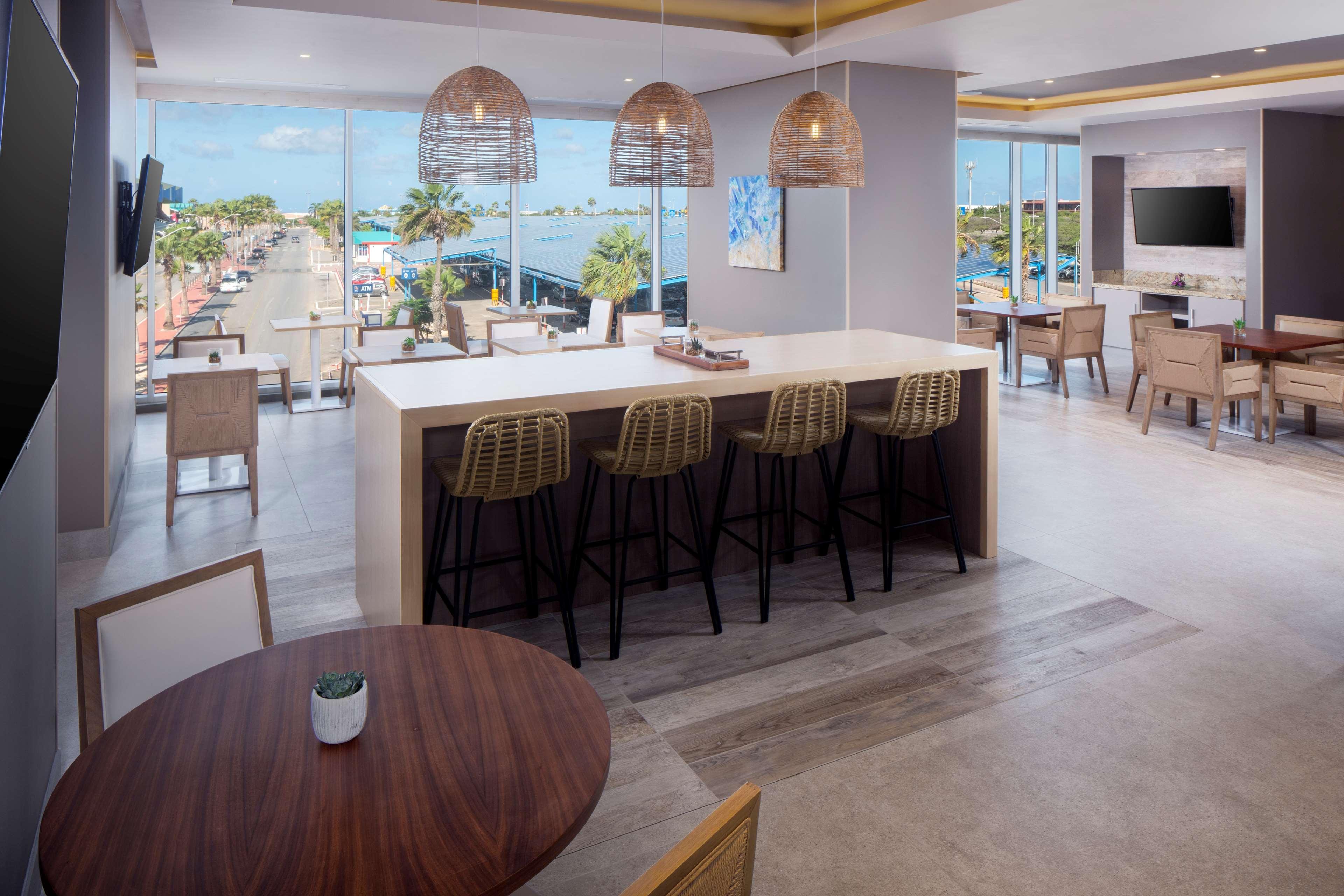 Hyatt Place Aruba Airport Hotel