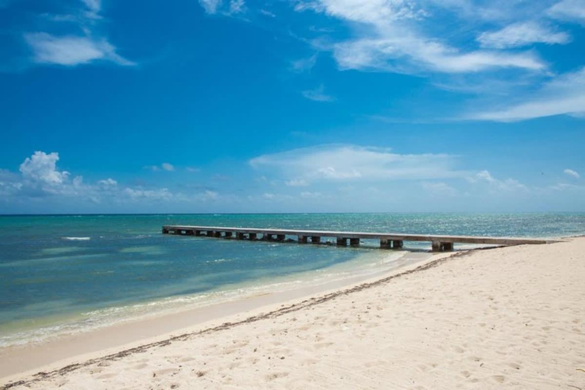 Living At Pappagallo Beachfront 22