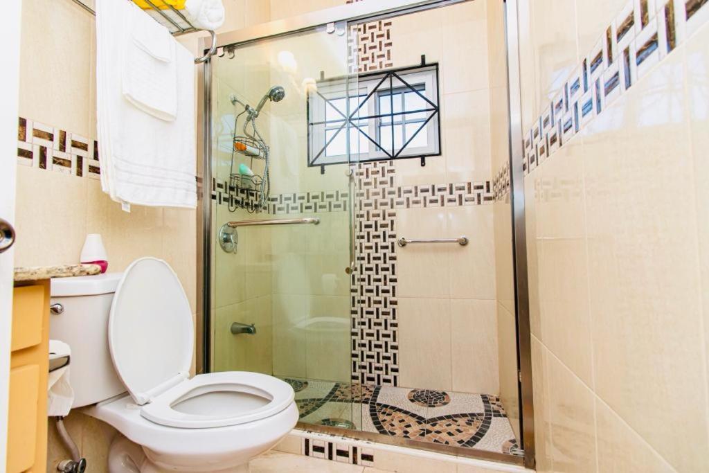 Holiday home J&r Sunshine Retreat Spanish Town
