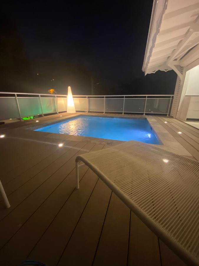Les Sunbay Caraibes Avec Piscine Privative Vue Et Montagne Holiday home