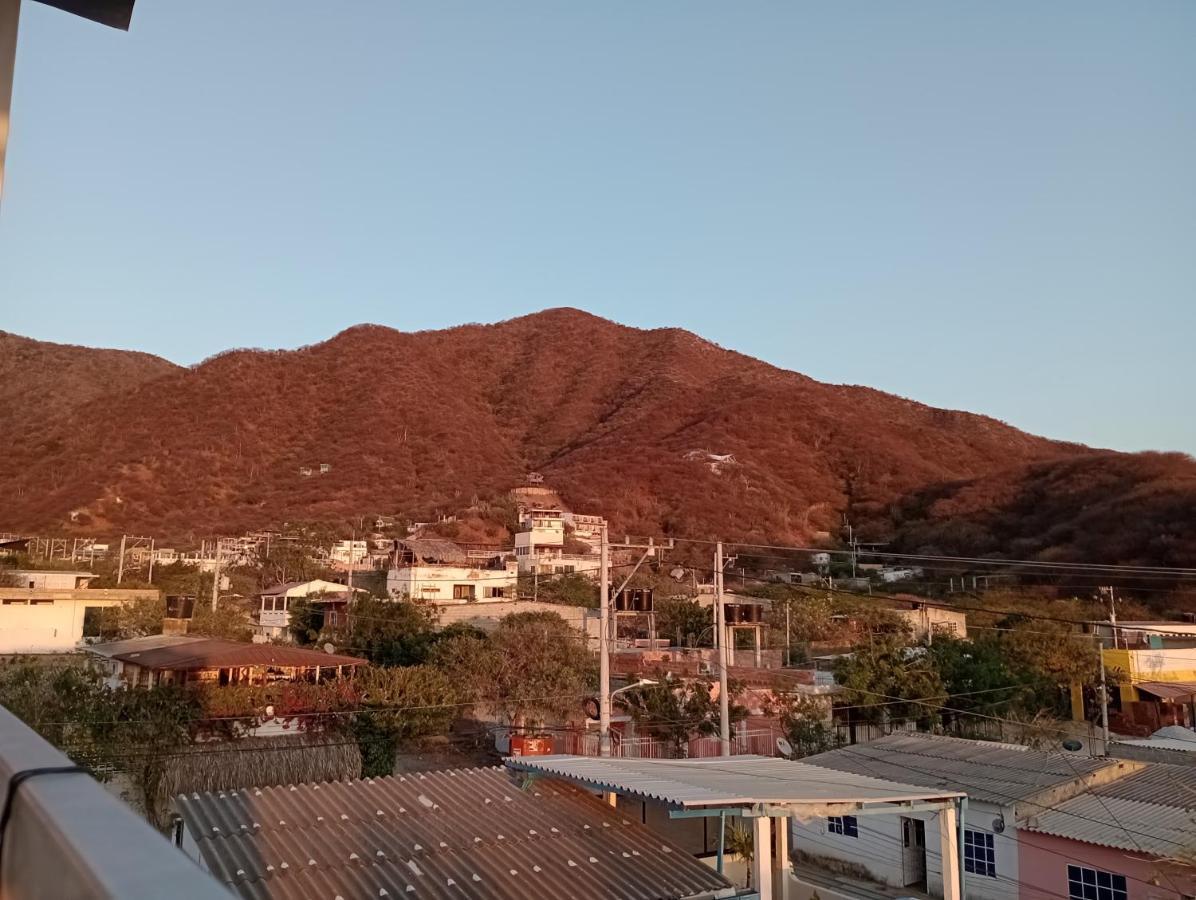 Apartahotel *