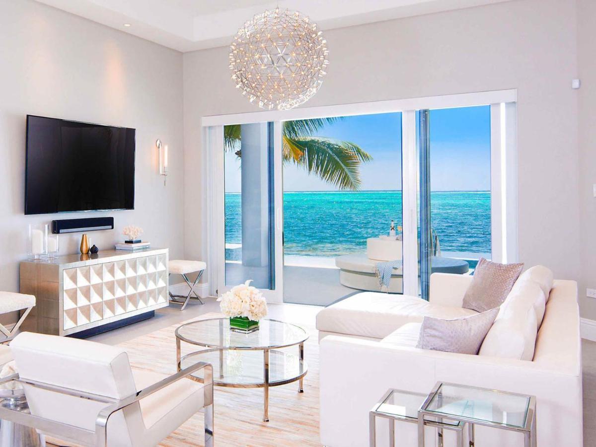 Luxury Cayman Villas *