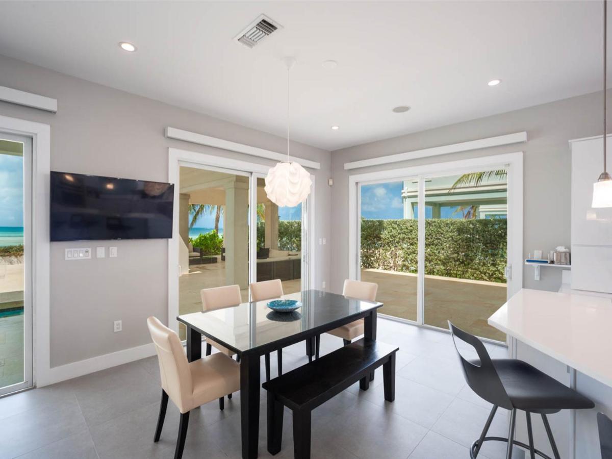 Resort Luxury Cayman Villas