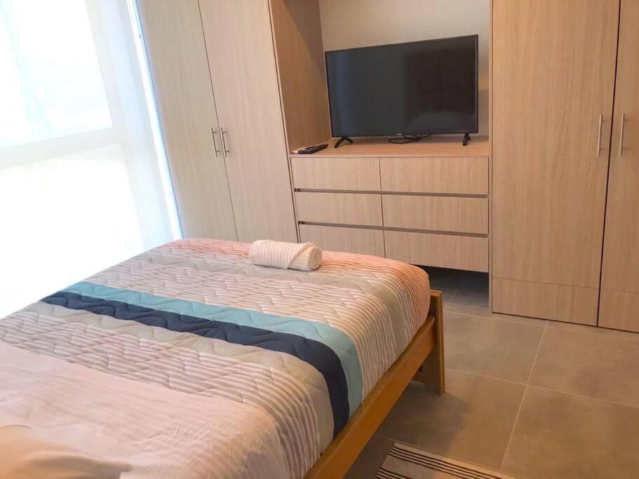 Apartasuite Salguero 1412 Apartment *