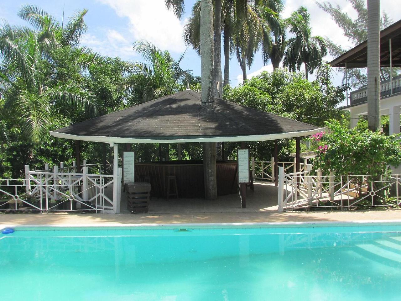 Hotel Paradise Brandon Hill 2*