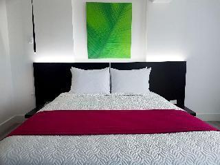 Hotel R