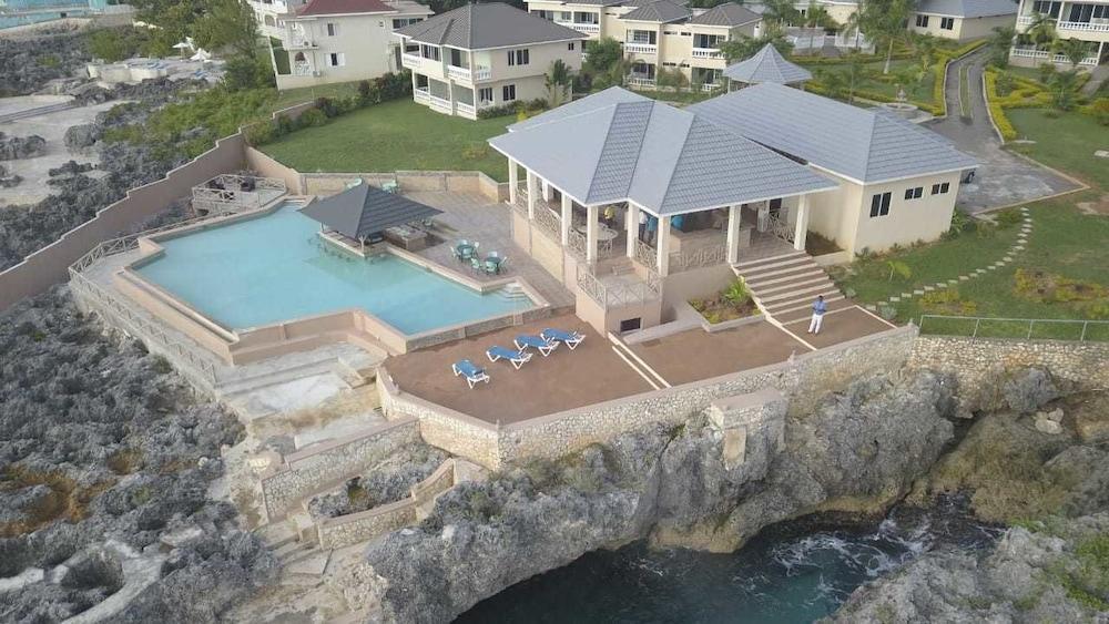 The Sov 3* Negril