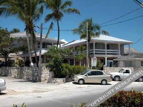 Two Turtles Hotel 3*