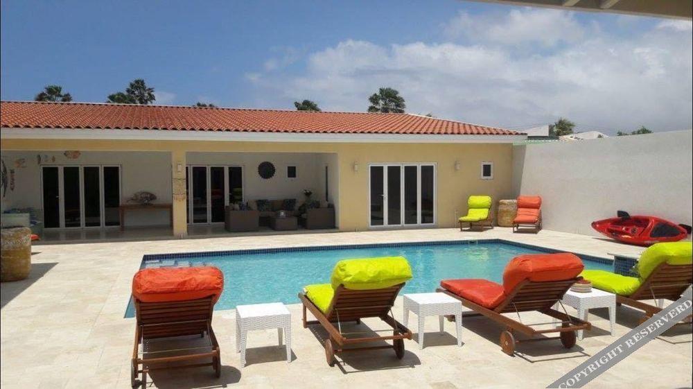 Aruba's Bakval