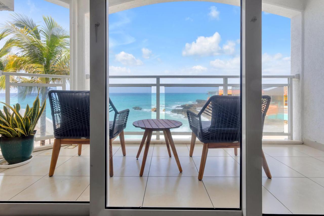 House - Bar - Ocean View *
