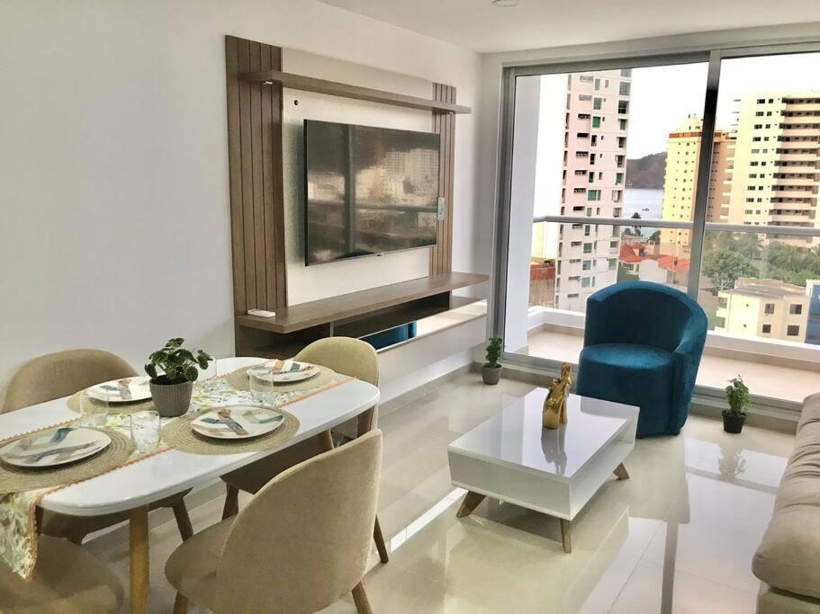 Hermosa Vista Mar/ High Floor Sea View Apartment *