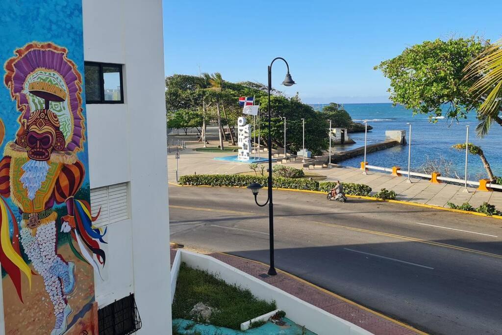 Frente Al Mar