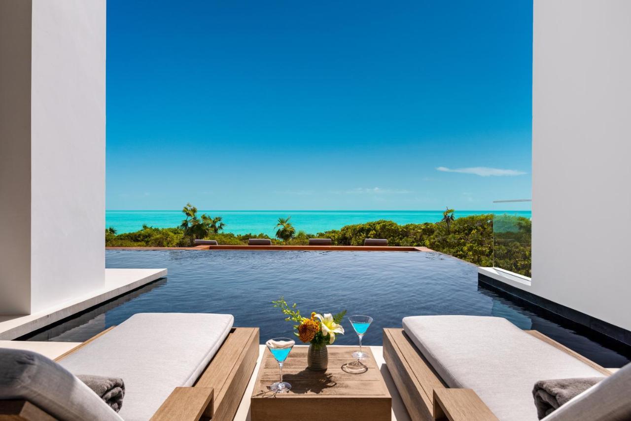 Uxue Villa Long Bay