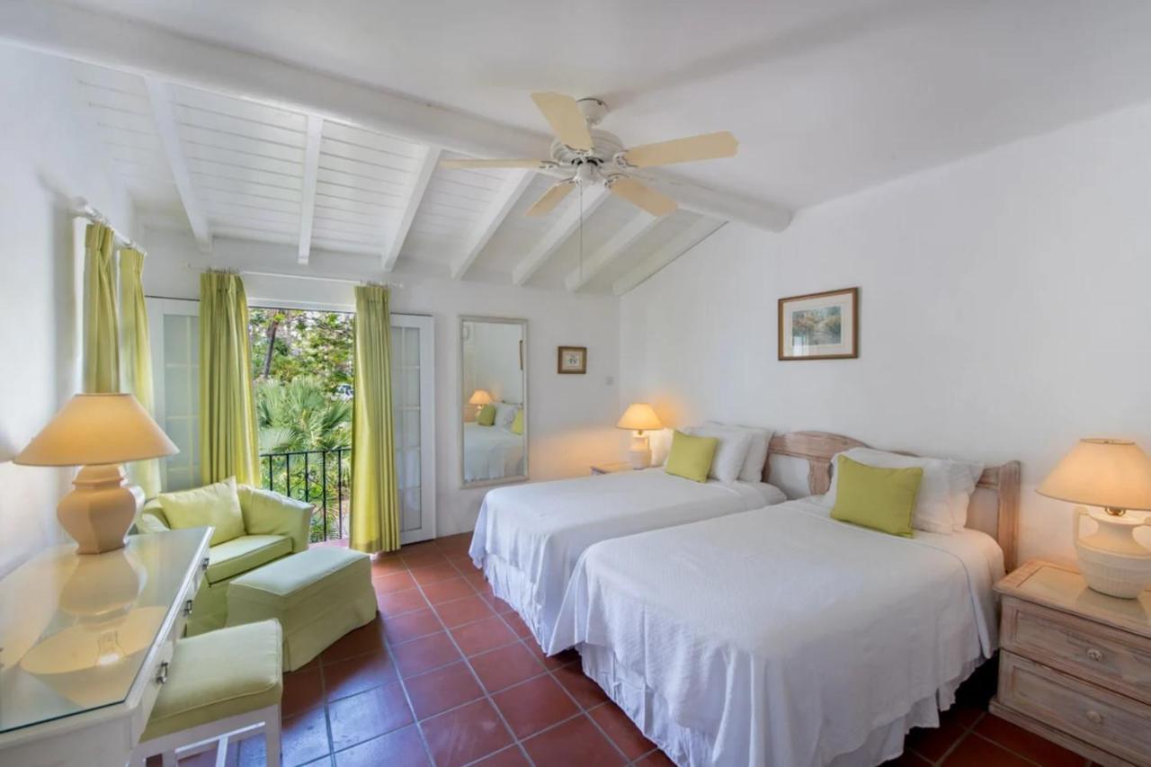 At Glitter Bay Estate By Blue Sky Luxury Apartment *