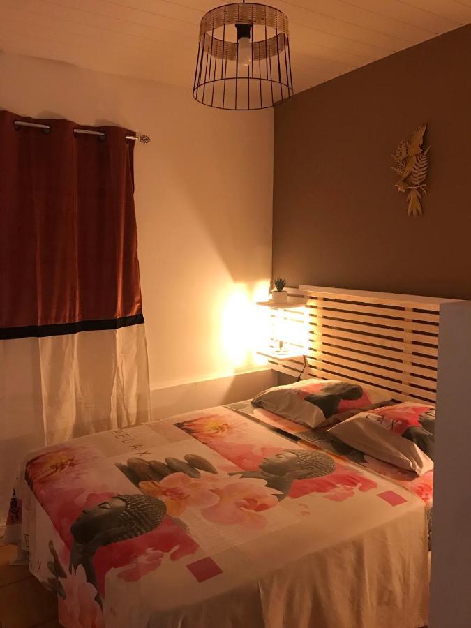 Guest house Les Palmiers La Trinité
