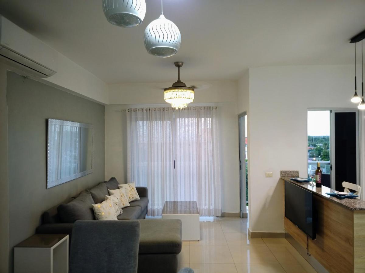 Elegant And Confortable Close To *