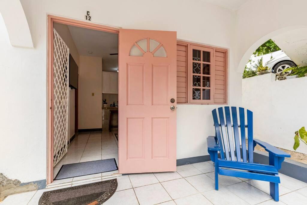 Shaw Park Gem Apartamento Ocho Rios