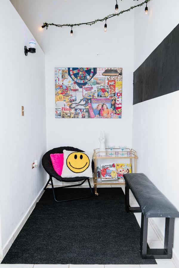 Retro Apartment