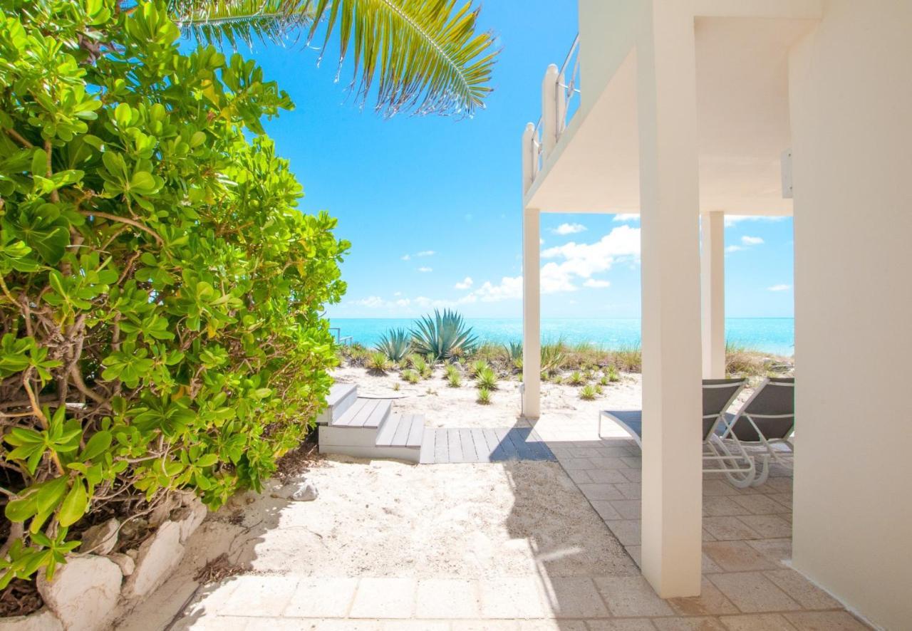Holiday home Aqua Del Rose 3 Bedroom Beachfront *
