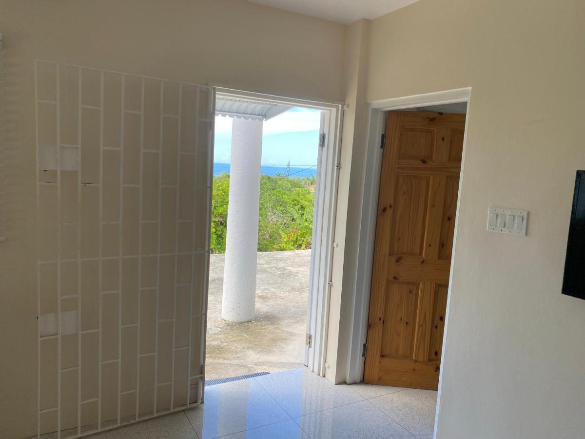 Flat * Montego Bay