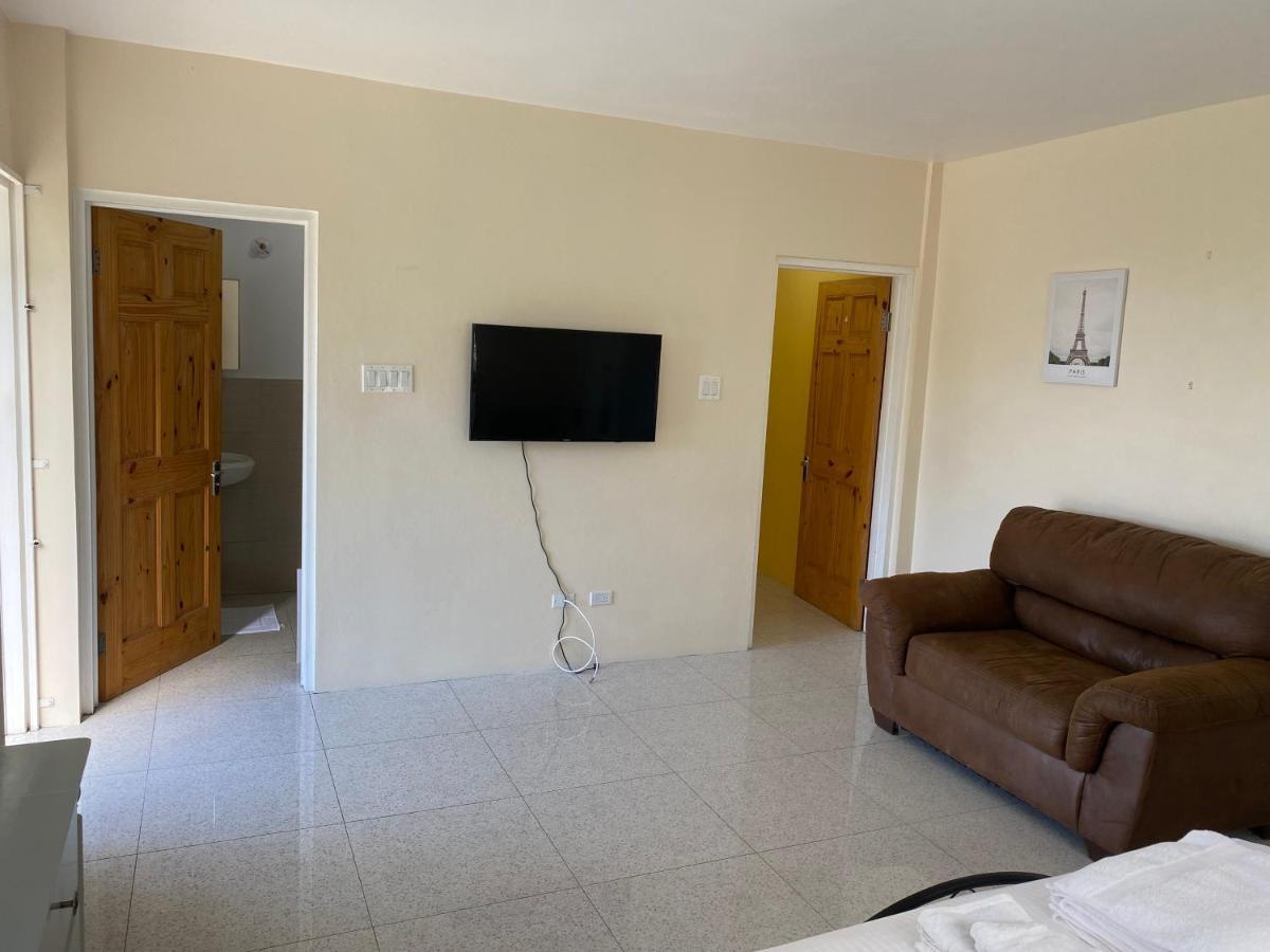 Flat Apartment *