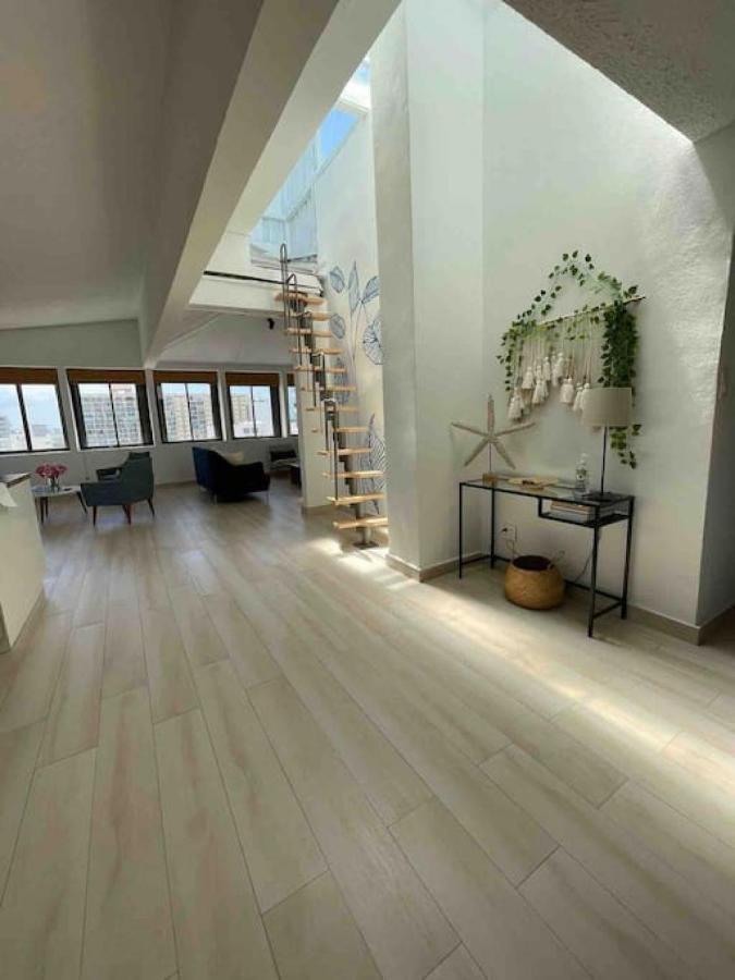 Casa de férias Attractive Penthouse In Isla