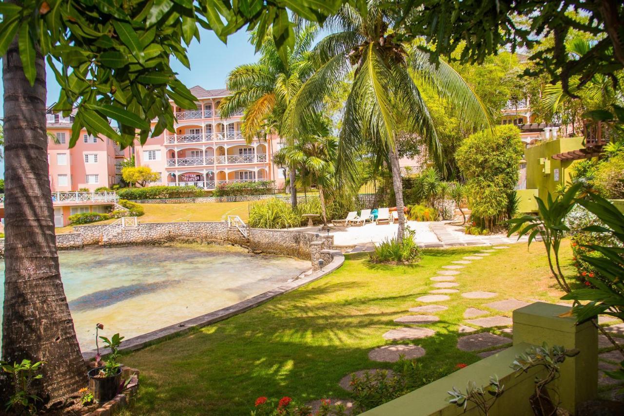 Maribella@crystal Cove Ocho Rios