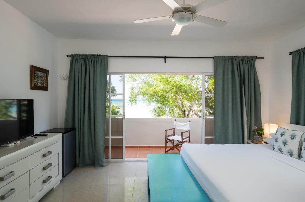 Hotel Blue Island