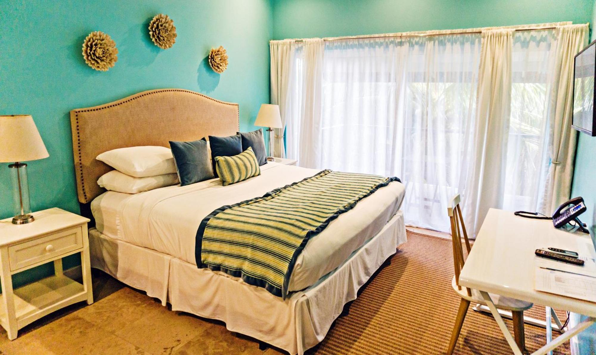 Blue Lagoon And Marina Ltd Hotel 4*