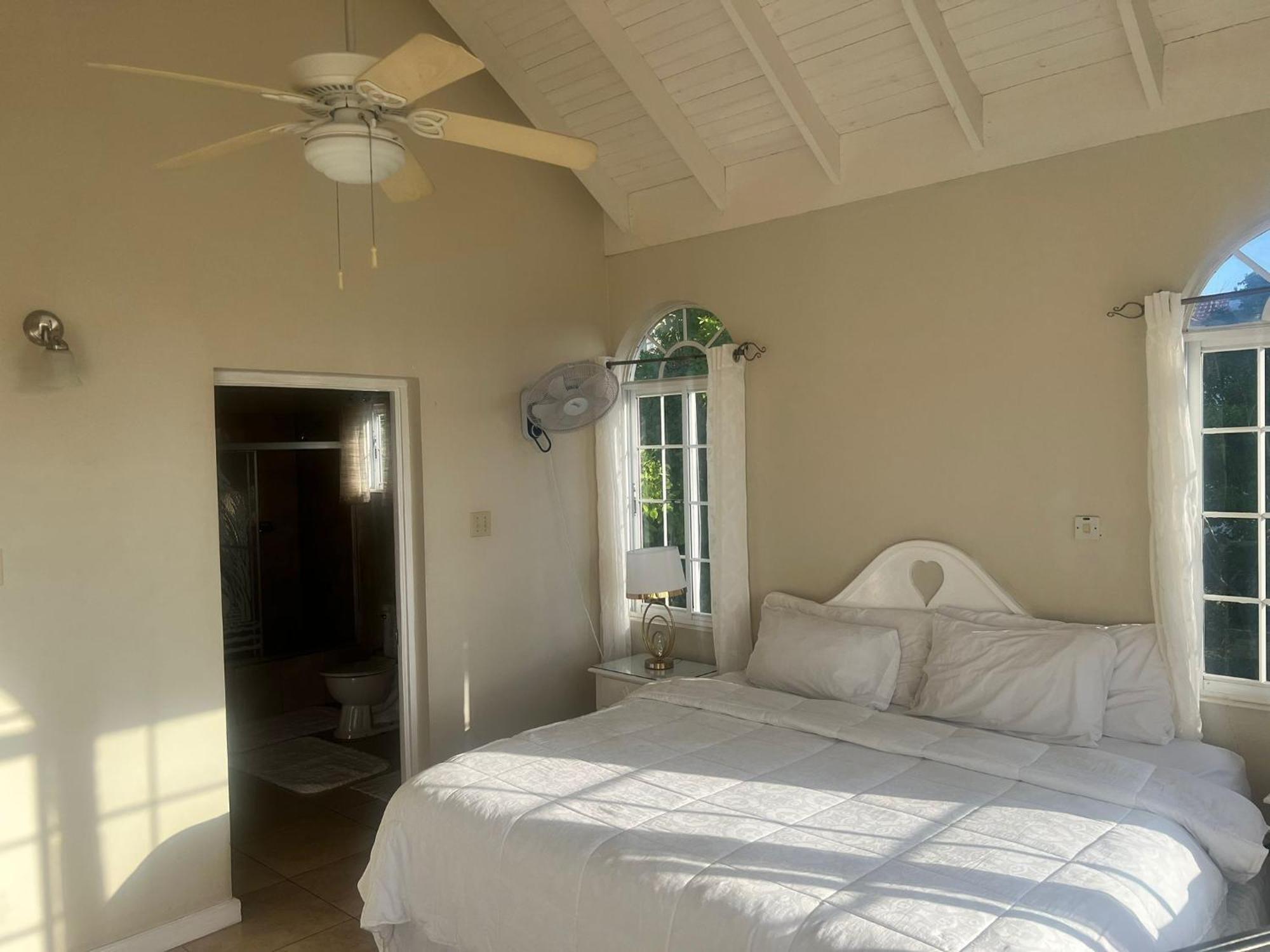 Guest house Retreat Falmouth
