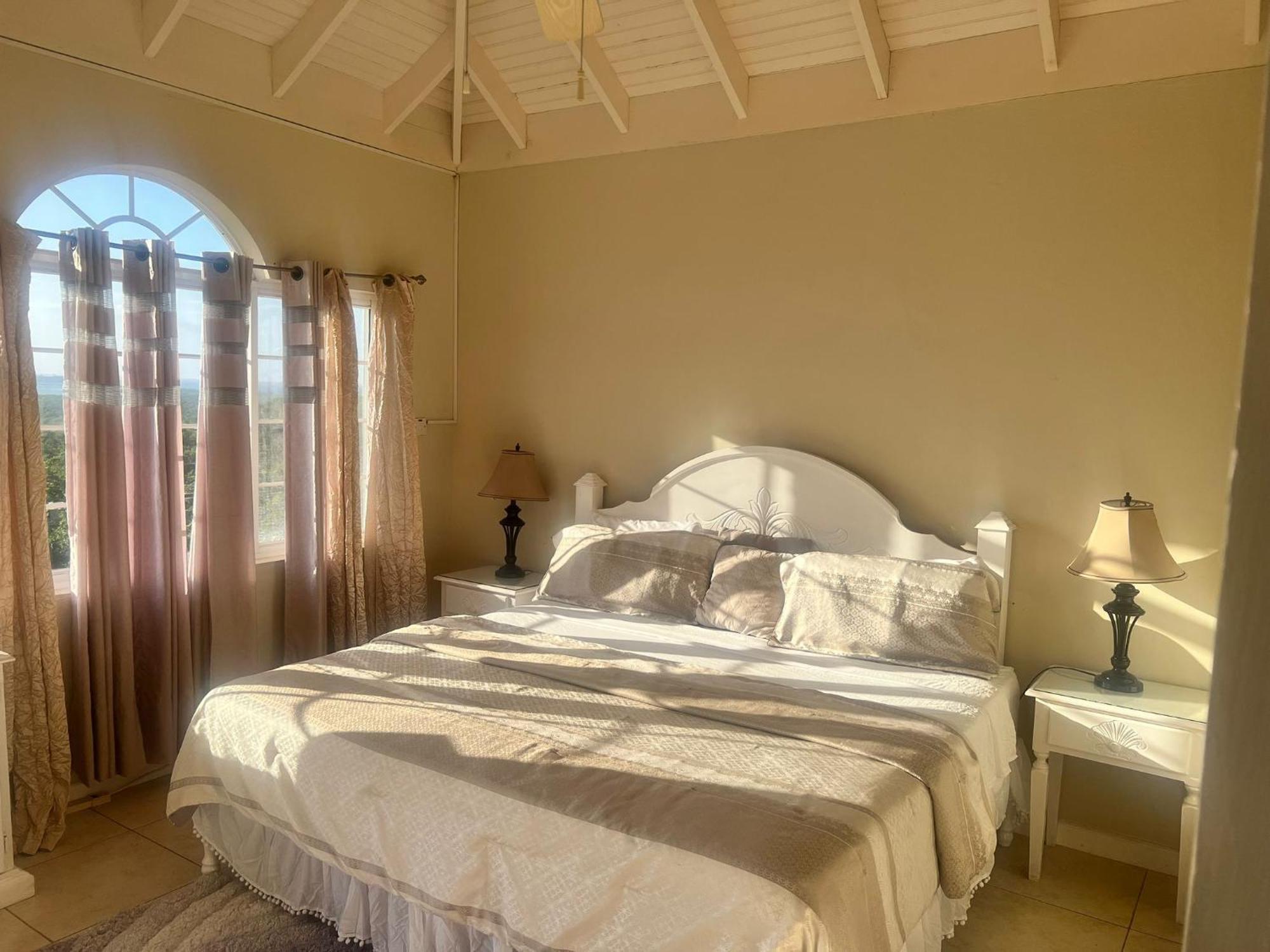 Guest house Retreat Falmouth