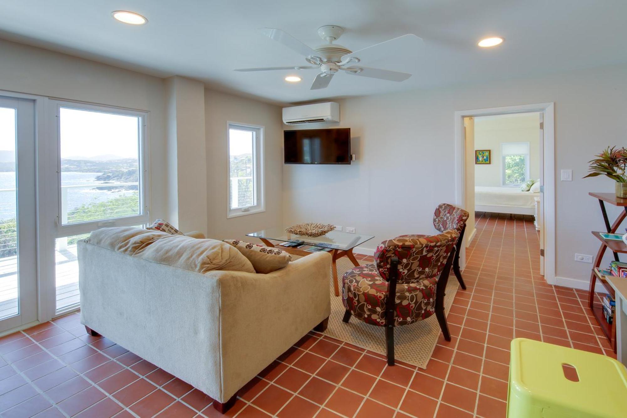 Villa Sea La Vie - Waterfront St Thomas Escape With Pool *