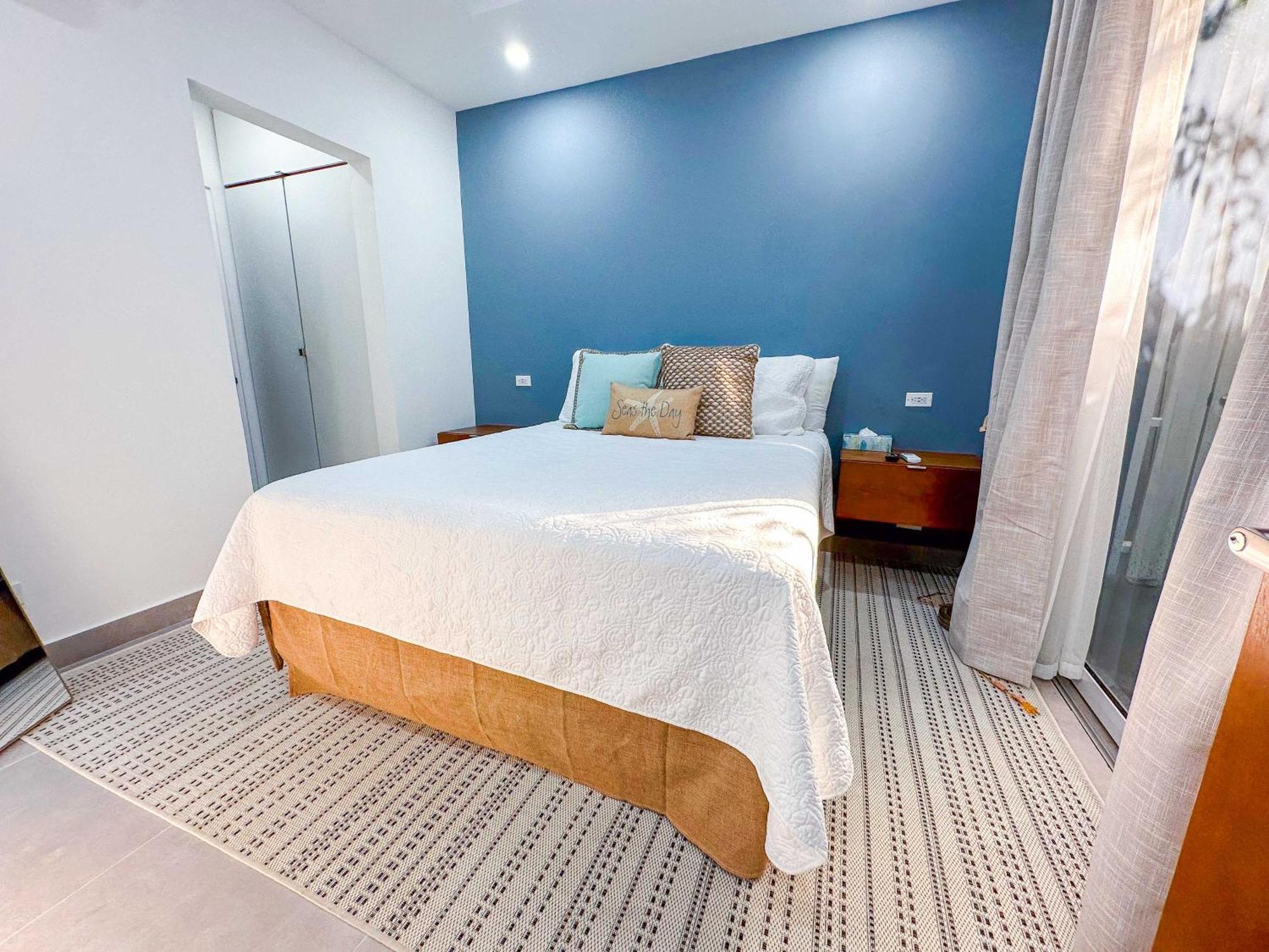 The Palms Hotel Saint James