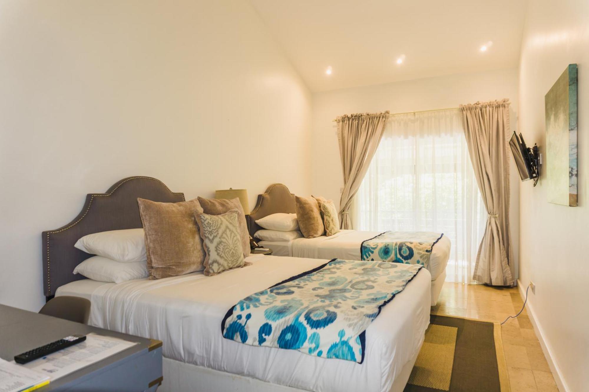 Blue Lagoon And Marina Ltd Hotel