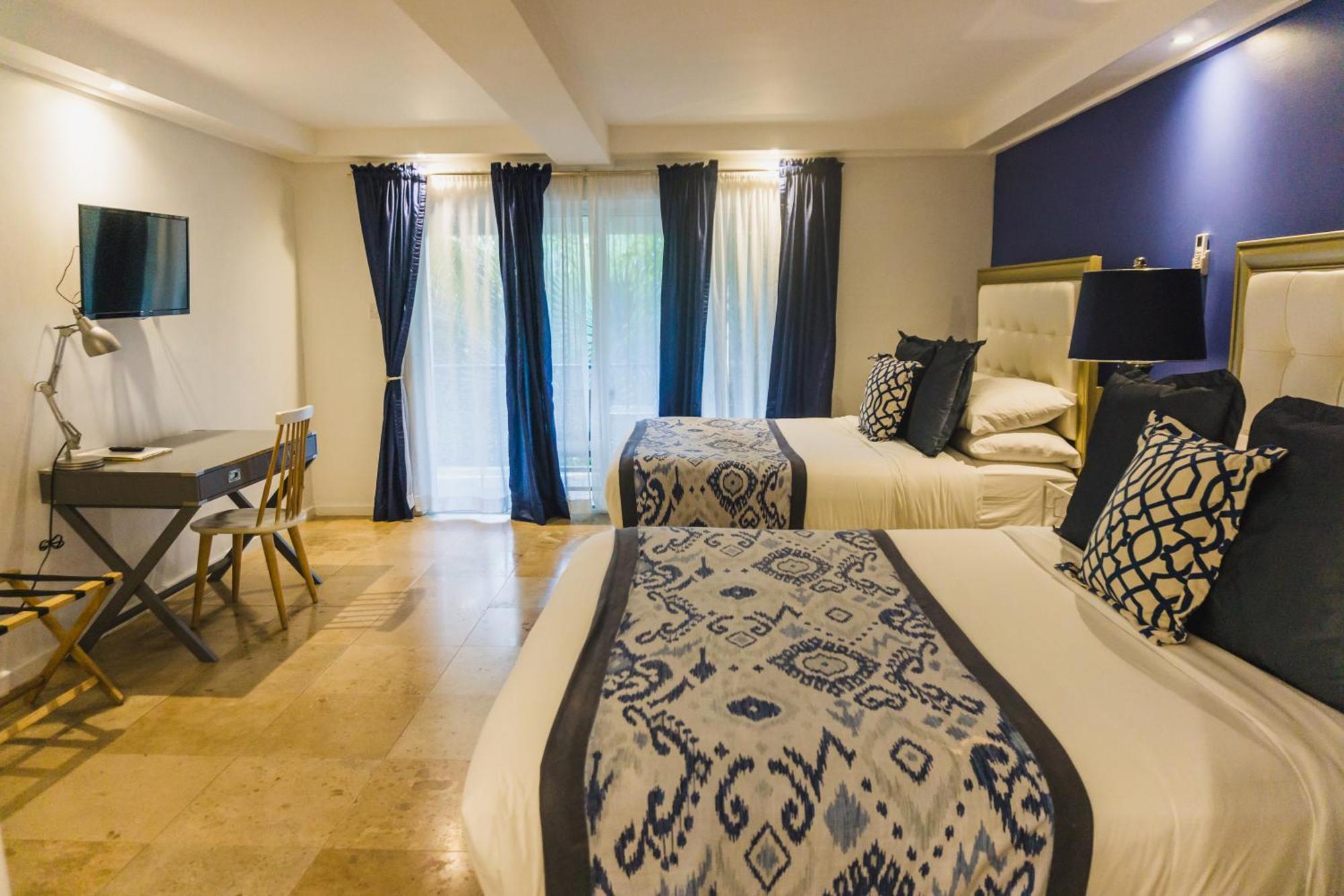 Hotel Blue Lagoon And Marina Ltd