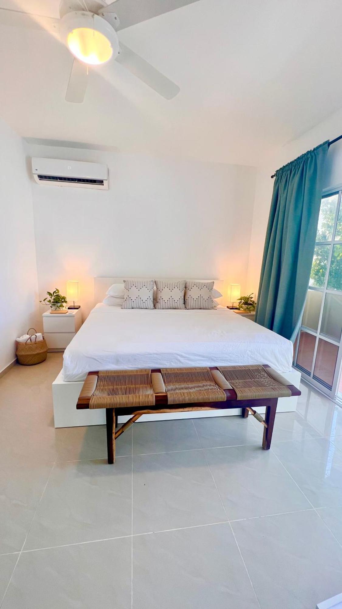 Blue Island Hotel 3*