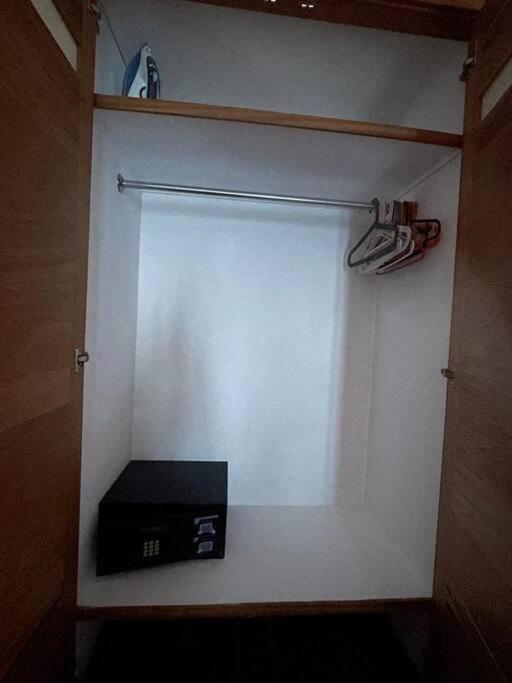 Peaceful And Lovely Apartment! Front Apartment