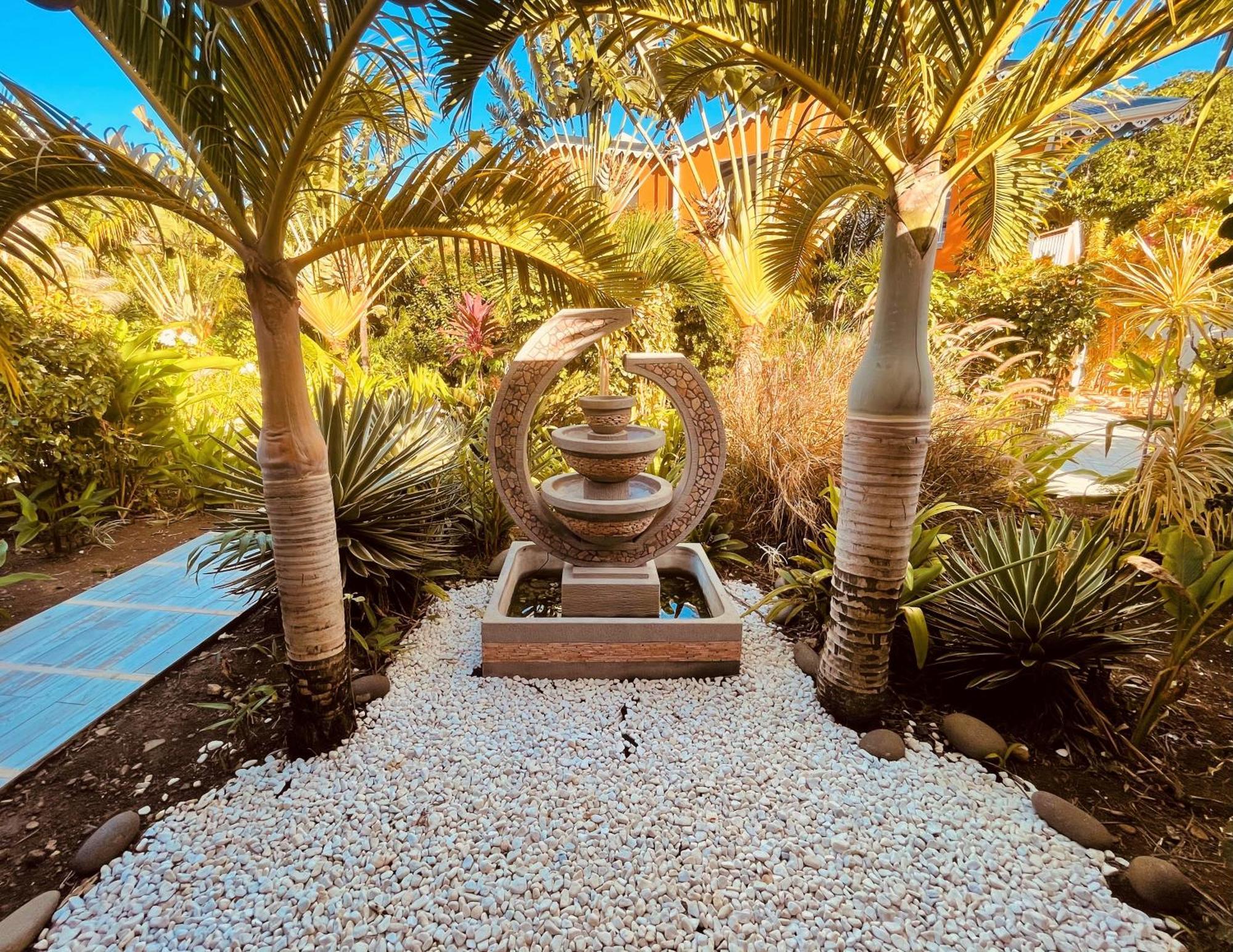 Tropicana Suites 4*