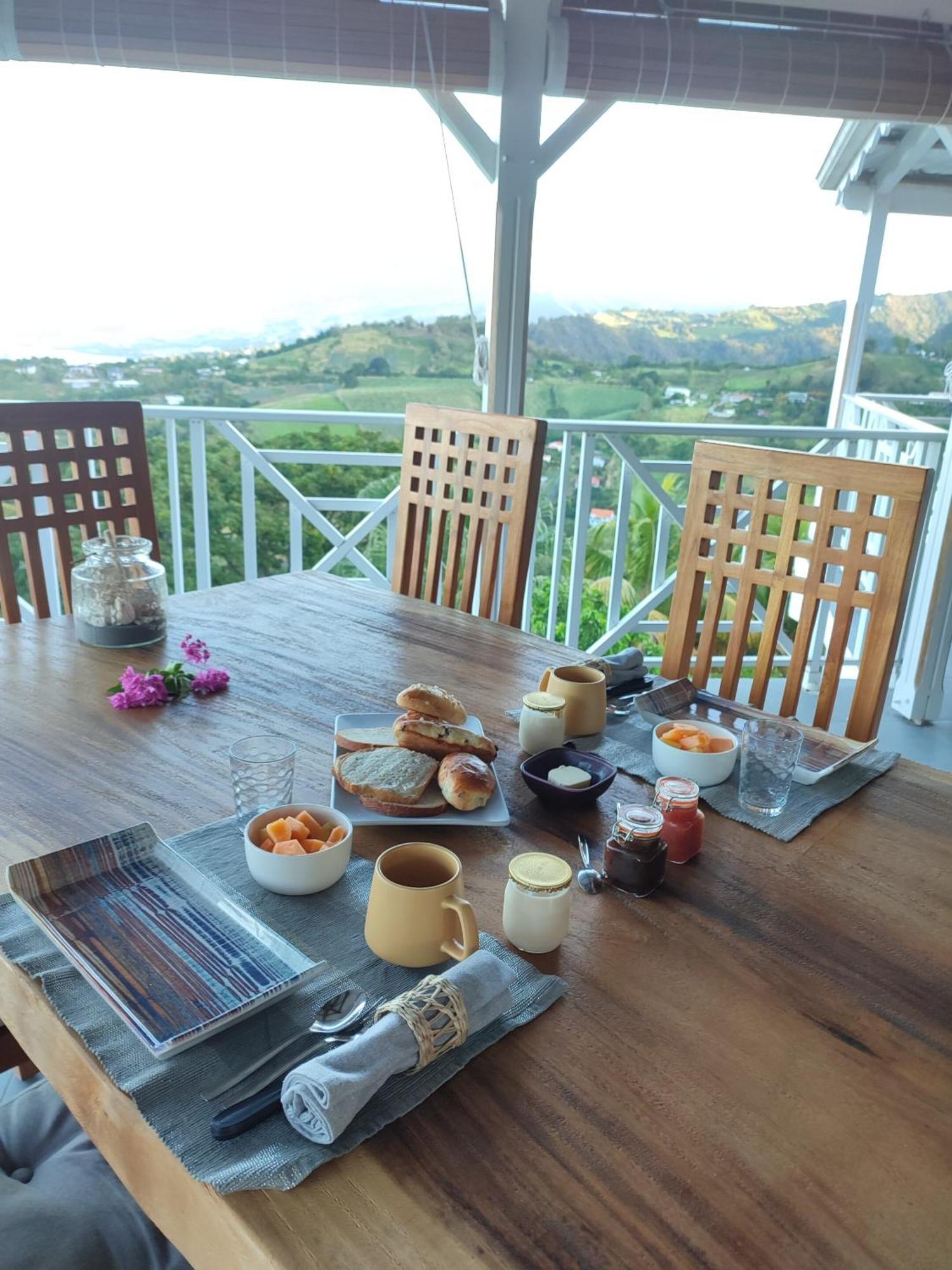 Villanolis Martinique Guest house