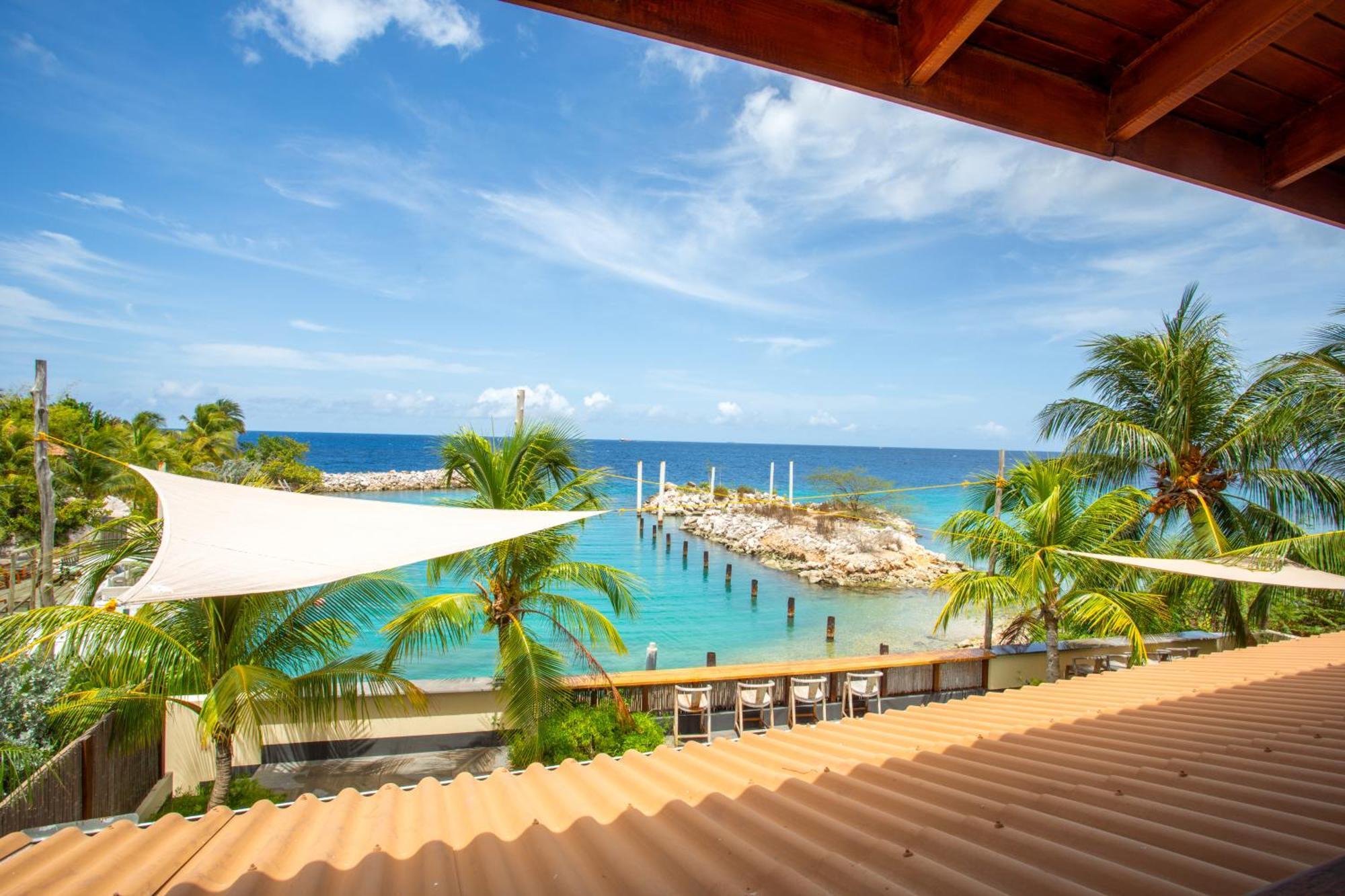 Atlantis House *