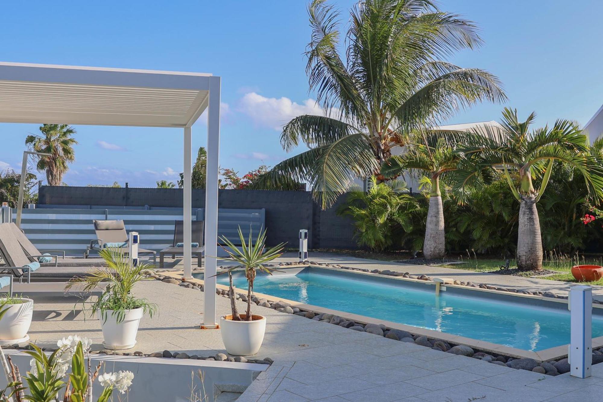 Aux Orchidees - 3 Piscine Vue - Salon Climatisee *