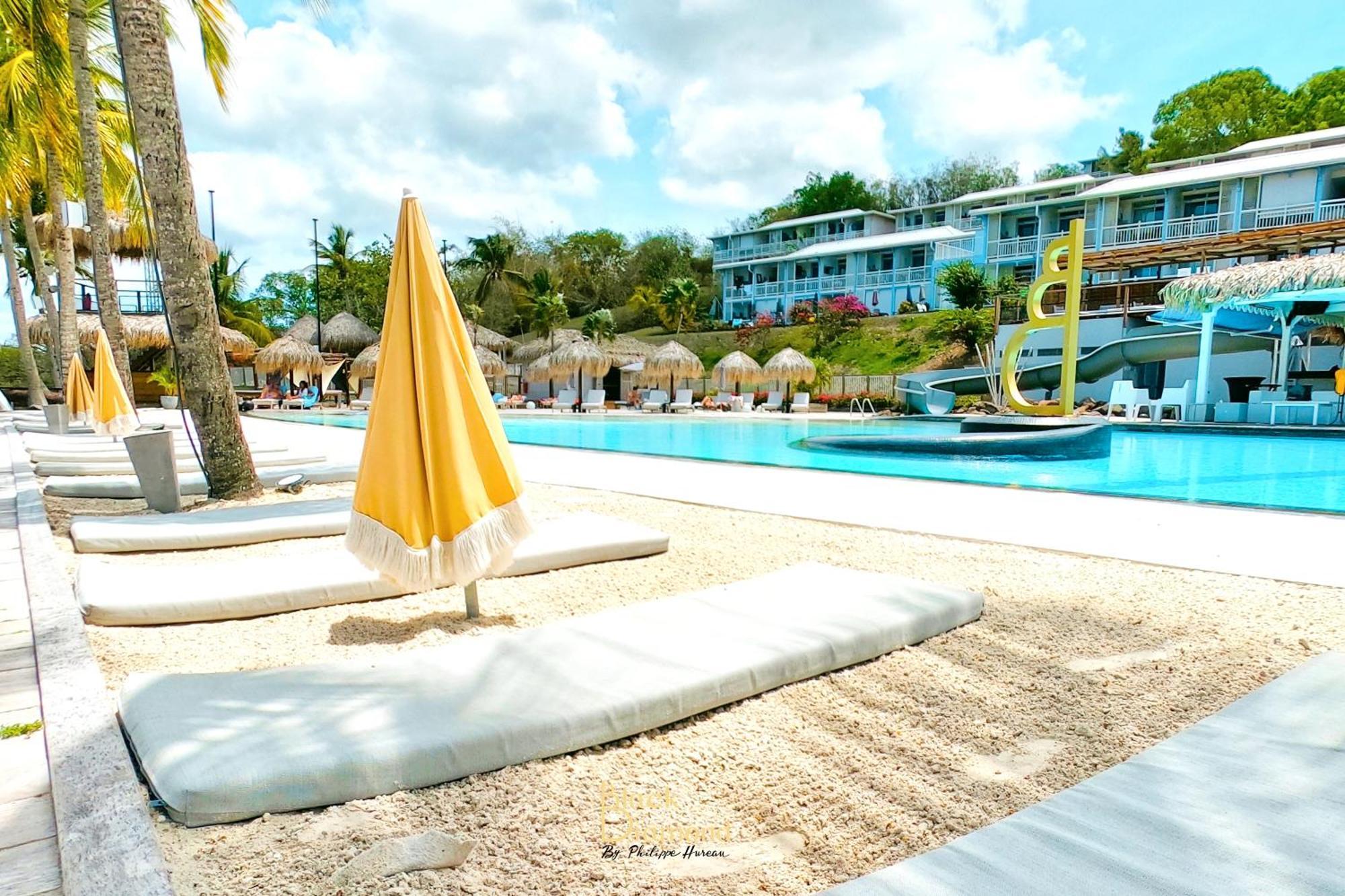 Toti - Vue - Piscine - 4pers * Le Diamant