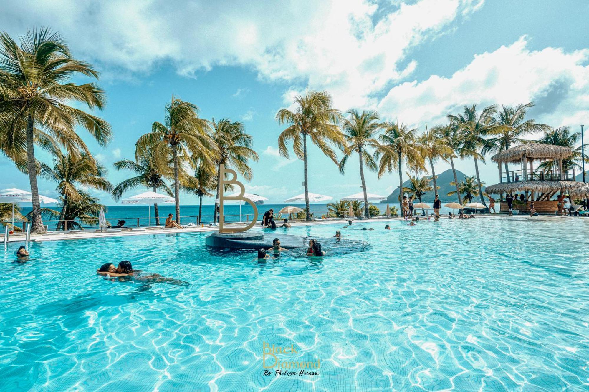 Toti - Vue - Piscine - 4pers *