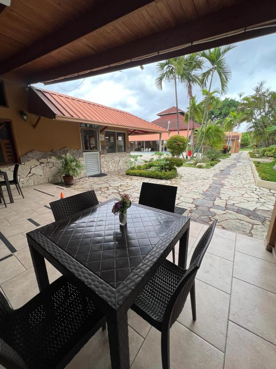 Hotel Tropicana Santo Domingo La Viva