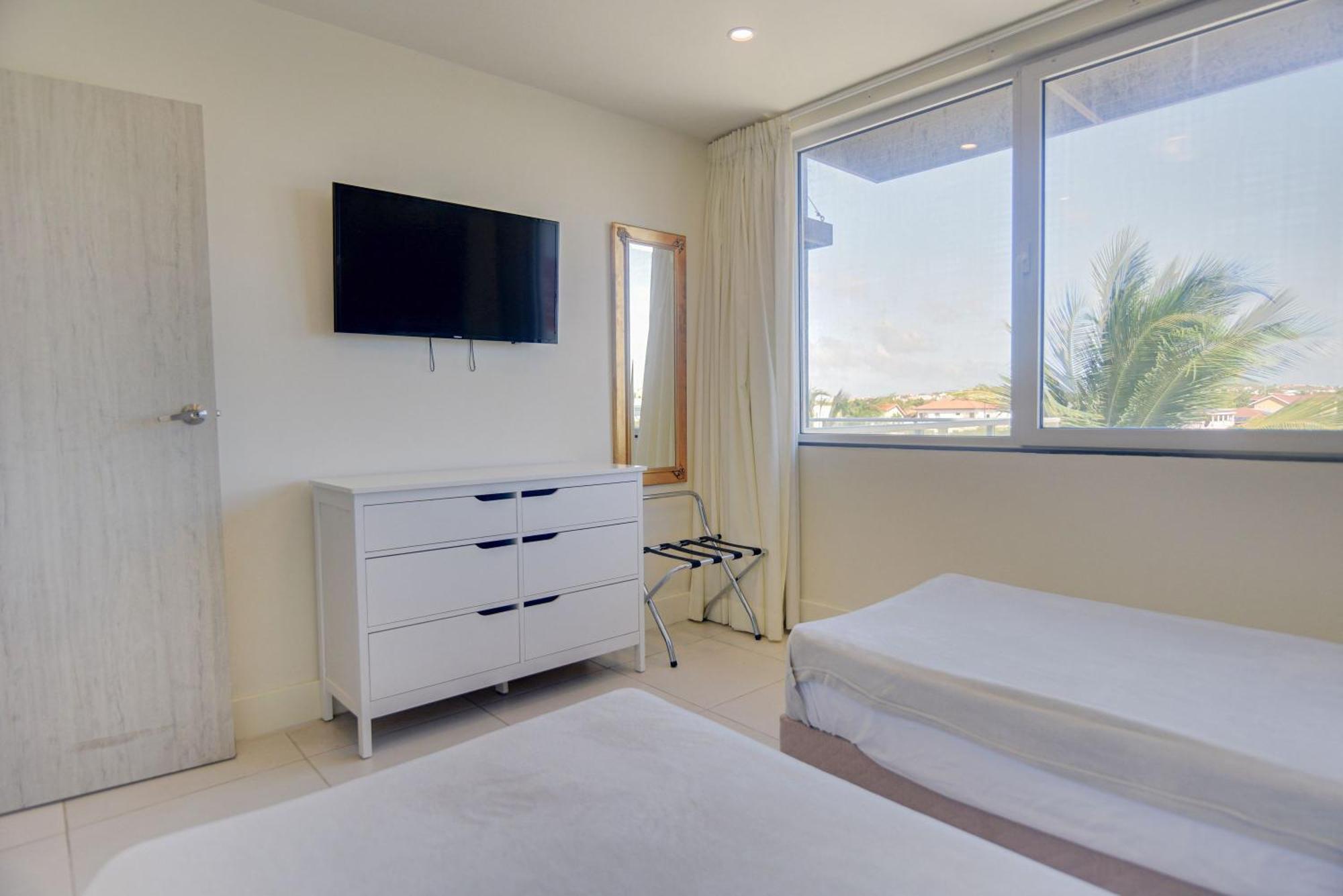 Apartamento New ! Islas # 8 Palm Beach