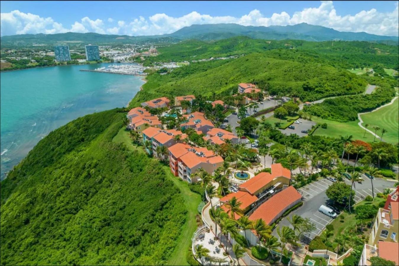 Luxury 3 Bedroom At El Conquistador Apartment *
