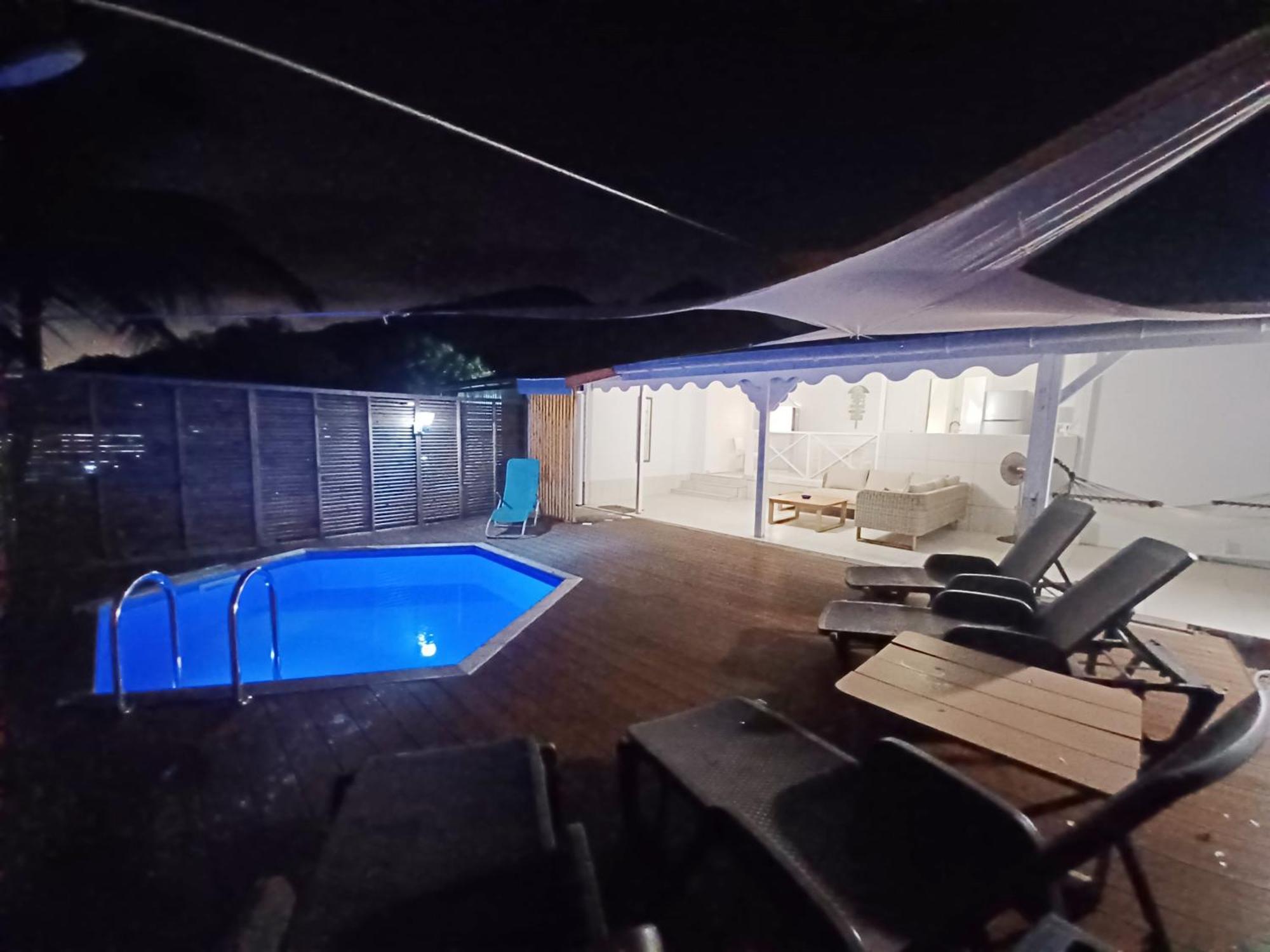 Hotel La Rose Du Bresil Marie-galante 3*